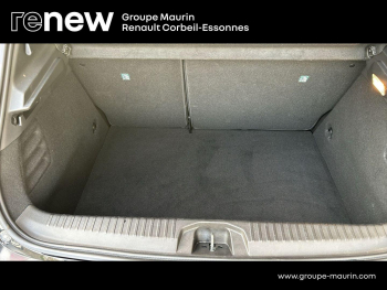 Photo 15 du bon plan RENAULT Clio 1.6 E-Tech hybride 145ch Techno occasion à 17470 €