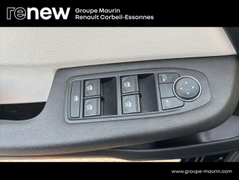 Photo 19 du bon plan RENAULT Clio 1.6 E-Tech hybride 145ch Techno occasion à 17470 €