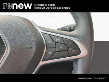 Photo 22 du bon plan RENAULT Clio 1.6 E-Tech hybride 145ch Techno occasion à 17470 €