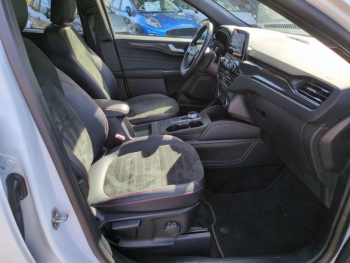 Photo 19 du bon plan FORD Kuga 2.5 Duratec 190ch FHEV E85 ST-Line X BVA occasion à 26390 €