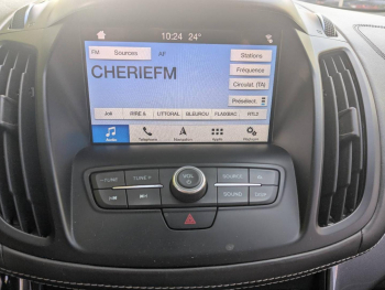 Photo 20 du bon plan FORD Kuga 1.5 Flexifuel-E85 150ch Stop&Start Vignale 170g 4x2 Euro6.2 occasion à 18490 €