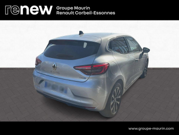 Photo 5 du bon plan RENAULT Clio 1.6 E-Tech hybride 145ch Techno occasion à 17380 €