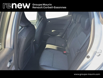 Photo 12 du bon plan RENAULT Clio 1.6 E-Tech hybride 145ch Techno occasion à 17380 €