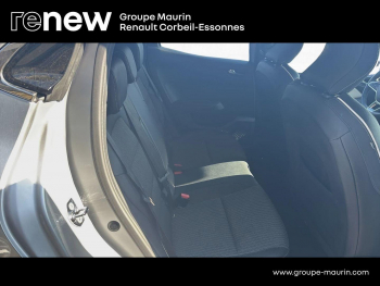 Photo 16 du bon plan RENAULT Clio 1.6 E-Tech hybride 145ch Techno occasion à 17380 €