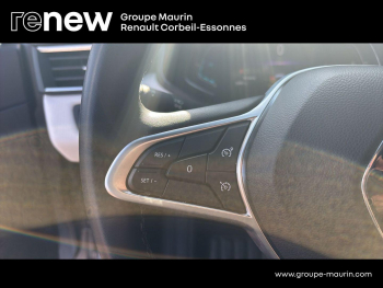 Photo 21 du bon plan RENAULT Clio 1.6 E-Tech hybride 145ch Techno occasion à 17380 €