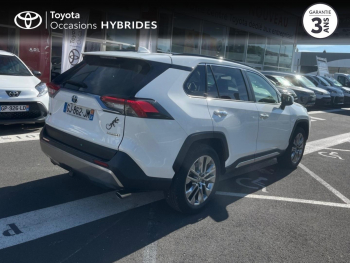 Photo 18 du bon plan TOYOTA RAV4 2.5 Hybride 218ch Lounge 2WD MY22 occasion à 35990 €