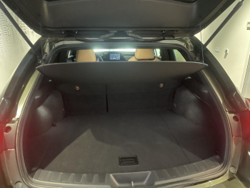 Photo 16 du bon plan LEXUS UX 250h F SPORT Design 2WD occasion à 28990 €