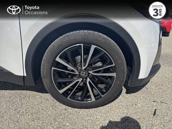 Photo 16 du bon plan TOYOTA C-HR 2.0 200ch Collection occasion à 30990 €