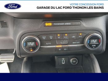 Photo 14 du bon plan FORD Focus 1.0 EcoBoost 125ch ST-Line BVA occasion à 13490 €