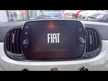 Photo 13 du bon plan FIAT 500 1.0 70ch BSG S&S Dolcevita occasion à 13990 €