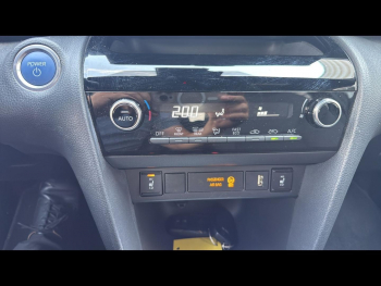 Photo 15 du bon plan TOYOTA Yaris Cross 116h Design MY22 occasion à 19990 €