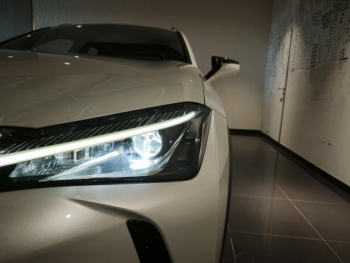 Photo 7 du bon plan LEXUS UX 250h 2WD Pack Confort Business MY20 occasion à 20990 €