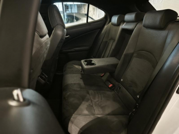 Photo 13 du bon plan LEXUS UX 250h 2WD Pack Confort Business MY20 occasion à 20990 €