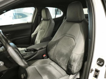 Photo 20 du bon plan LEXUS UX 250h 2WD Pack Confort Business MY20 occasion à 20990 €