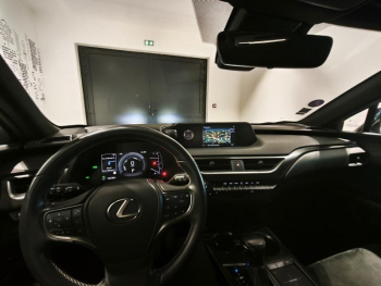 Photo 22 du bon plan LEXUS UX 250h 2WD Pack Confort Business MY20 occasion à 20990 €