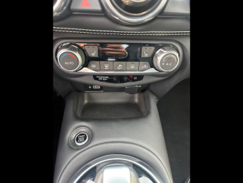 Photo 7 du bon plan NISSAN Juke 1.0 DIG-T 114ch Tekna DCT 2023 occasion à 19500 €