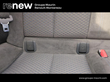 Photo 30 du bon plan BMW Série 2 Cabriolet 225dA 224ch M Sport occasion à 19990 €