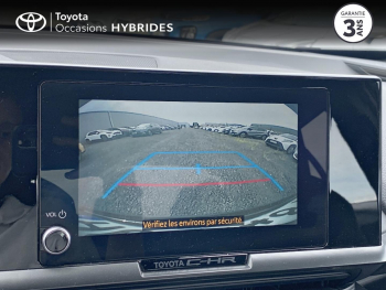 Photo 15 du bon plan TOYOTA C-HR 1.8 Hybride 140ch Dynamic NG23 occasion à 25990 €