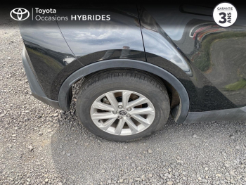 Photo 16 du bon plan TOYOTA C-HR 1.8 Hybride 140ch Dynamic NG23 occasion à 25990 €