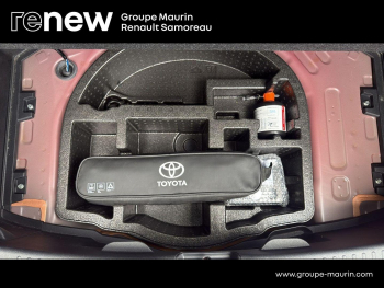 Photo 10 du bon plan TOYOTA Yaris 116h Collection 5p occasion à 17900 €