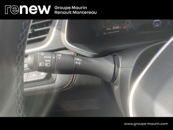 Photo 25 du bon plan RENAULT Captur 1.6 E-Tech hybride Initiale Paris -21 occasion à 18490 €