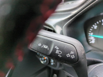 Photo 11 du bon plan FORD Fiesta 1.0 EcoBoost Hybrid 125ch ST-Line 5p occasion à 14075 €