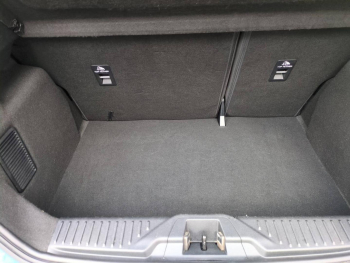 Photo 18 du bon plan FORD Fiesta 1.0 EcoBoost Hybrid 125ch ST-Line 5p occasion à 14075 €