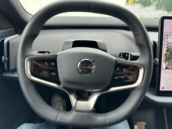 Photo 10 du bon plan VOLVO EX30 Single 272ch Start occasion à 27990 €