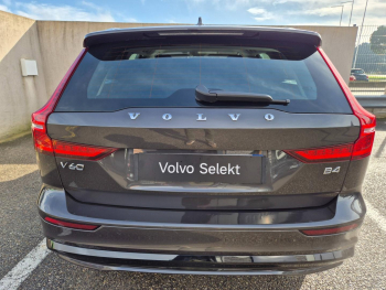 Photo 13 du bon plan VOLVO V60 B4 197ch Plus Style Dark DCT 7 occasion à 37290 €