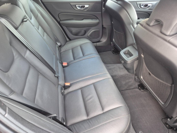 Photo 21 du bon plan VOLVO V60 B4 197ch Plus Style Dark DCT 7 occasion à 37290 €
