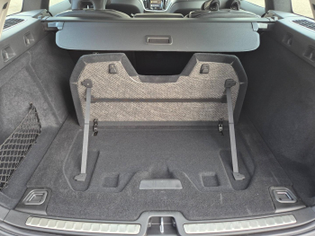 Photo 27 du bon plan VOLVO V60 B4 197ch Plus Style Dark DCT 7 occasion à 37290 €