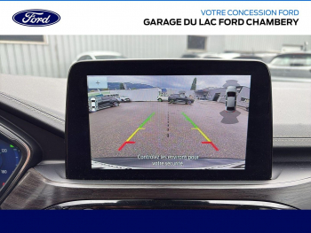 Photo 9 du bon plan FORD Kuga 2.5 Duratec 190ch FHEV E85 Vignale BVA occasion à 23990 €