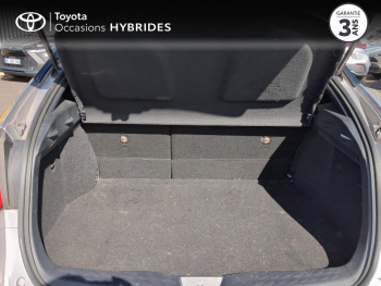 Photo 10 du bon plan TOYOTA C-HR 184h Distinctive 2WD E-CVT MY20 occasion à 23990 €
