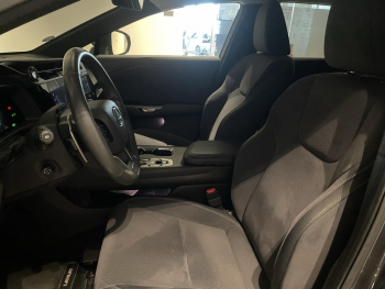 Photo 20 du bon plan LEXUS RZ 450e Executive occasion à 39990 €