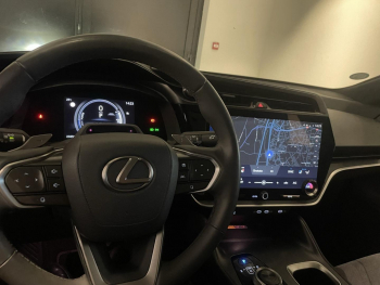 Photo 22 du bon plan LEXUS RZ 450e Executive occasion à 39990 €