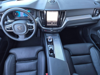 Photo 6 du bon plan VOLVO XC60 T6 Hybride Rechargeable 253 + 145ch Black Edition Geartronic 8 AWD occasion à 57990 €