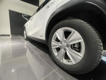 Photo 10 du bon plan LEXUS UX 250h 2WD Pack Confort Business + Stage Hybrid Academy MY21 occasion à 22990 €