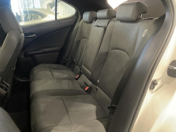 Photo 12 du bon plan LEXUS UX 250h 2WD Pack Confort Business + Stage Hybrid Academy MY21 occasion à 22990 €