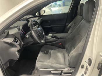 Photo 19 du bon plan LEXUS UX 250h 2WD Pack Confort Business + Stage Hybrid Academy MY21 occasion à 22990 €