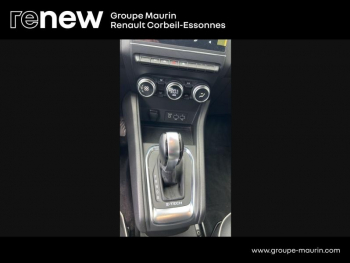 Photo 18 du bon plan RENAULT Captur 1.6 E-Tech hybride 145ch Intens -21 occasion à 17870 €