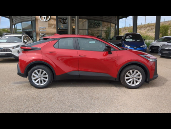 Photo 6 du bon plan TOYOTA C-HR 1.8 Hybride 140ch Dynamic MY26 occasion à 29990 €