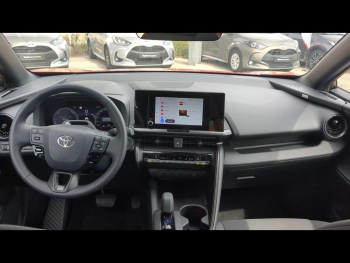 Photo 15 du bon plan TOYOTA C-HR 1.8 Hybride 140ch Dynamic MY26 occasion à 29990 €