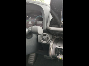 Photo 28 du bon plan TOYOTA C-HR 1.8 Hybride 140ch Dynamic MY26 occasion à 29990 €