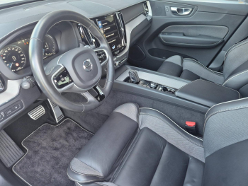Photo 7 du bon plan VOLVO XC60 T6 AWD 253 + 87ch R-Design Geartronic occasion à 38890 €