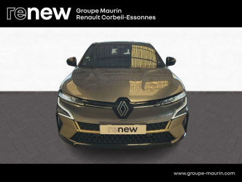 Photo 2 du bon plan RENAULT Megane E-Tech Electric EV60 220ch Iconic super charge occasion à 23489 €