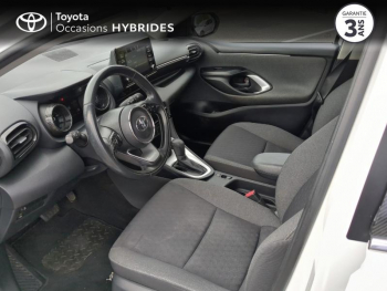 Photo 11 du bon plan TOYOTA Yaris 116h Design 5p MY22 occasion à 16490 €