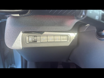 Photo 13 du bon plan CITROEN C3 1.2 Turbo 100ch MAX occasion à 15990 €