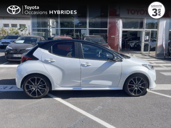 Photo 17 du bon plan TOYOTA Yaris 116h GR Sport 5p MY22 occasion à 22990 €