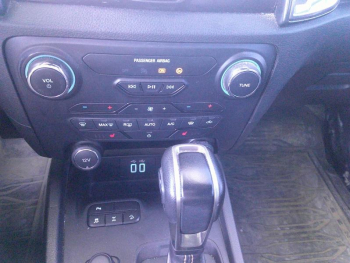 Photo 15 du bon plan FORD Ranger VUL 2.0 TDCi 213ch Super Cab Wildtrak BVA10 occasion à 29001 €