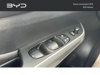 Photo 24 du bon plan NISSAN Navara VUL 2.3 dCi 160ch Double-Cab Tekna occasion à 25990 €
